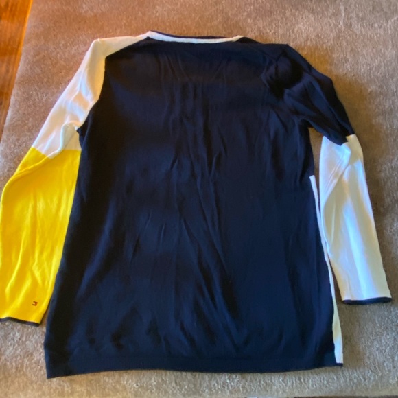 Women’s Tommy Hilfiger Large V-Neck Nautical Sweater - Picture 4 of 4